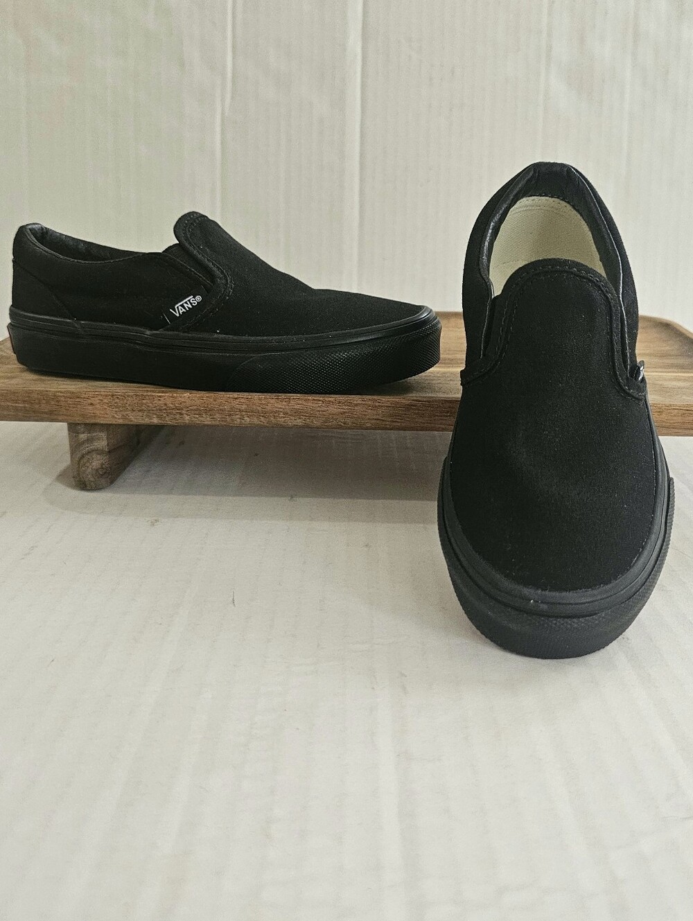 Vans Slip On Sneakers Size 13.5 Kids Black On Black Canvas Casual Unisex